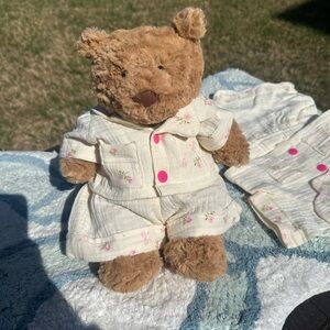 Jellycat Bartholomew Bear & Barnabus Pig handmade pajamas (2 PCS) (Cream)